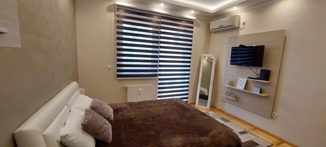 Apartman Studio Niki Szabadka Kültér fotó