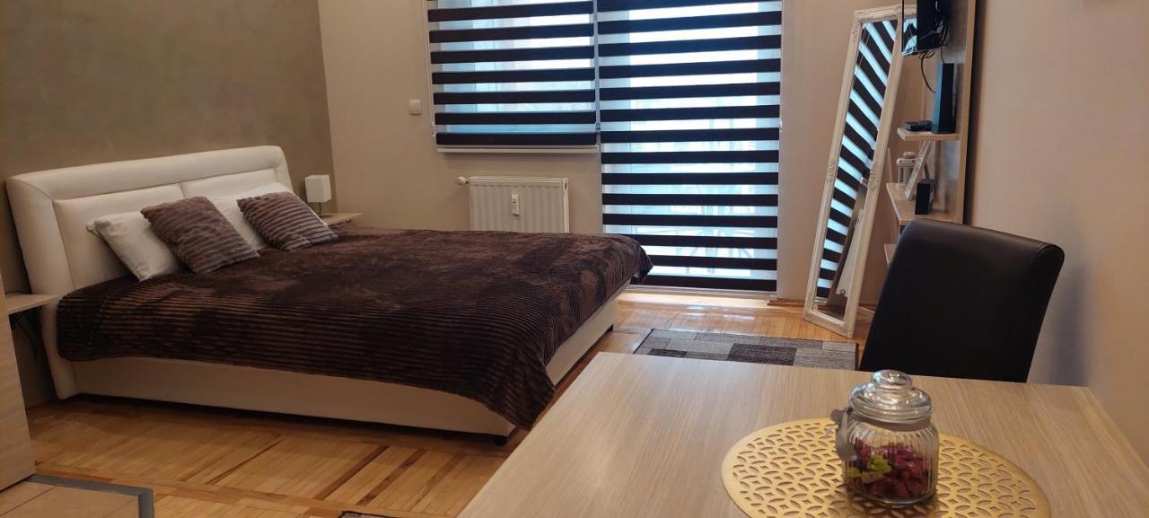 Apartman Studio Niki Szabadka Kültér fotó